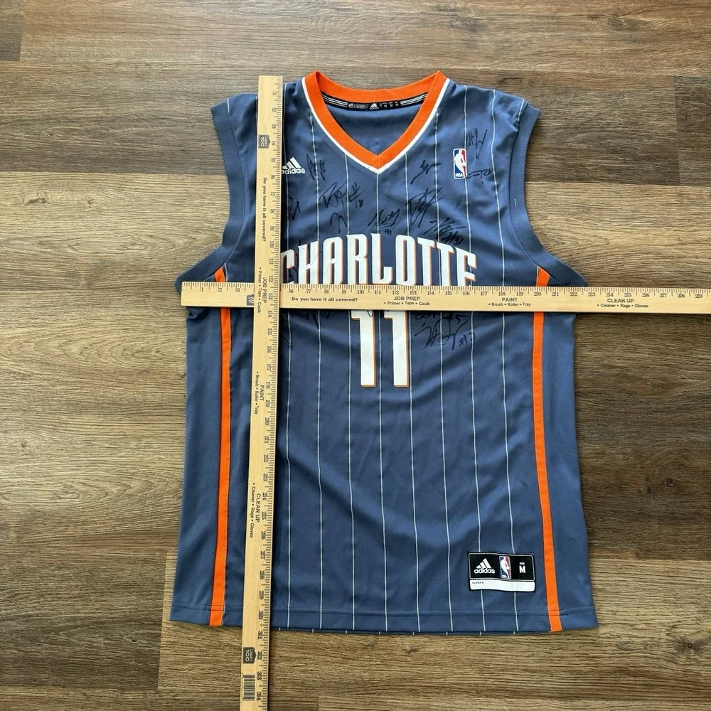 Charlotte Bobcats Jersey‎ #11 Bailey Multiple Autographs NWOT Adidas Sz M